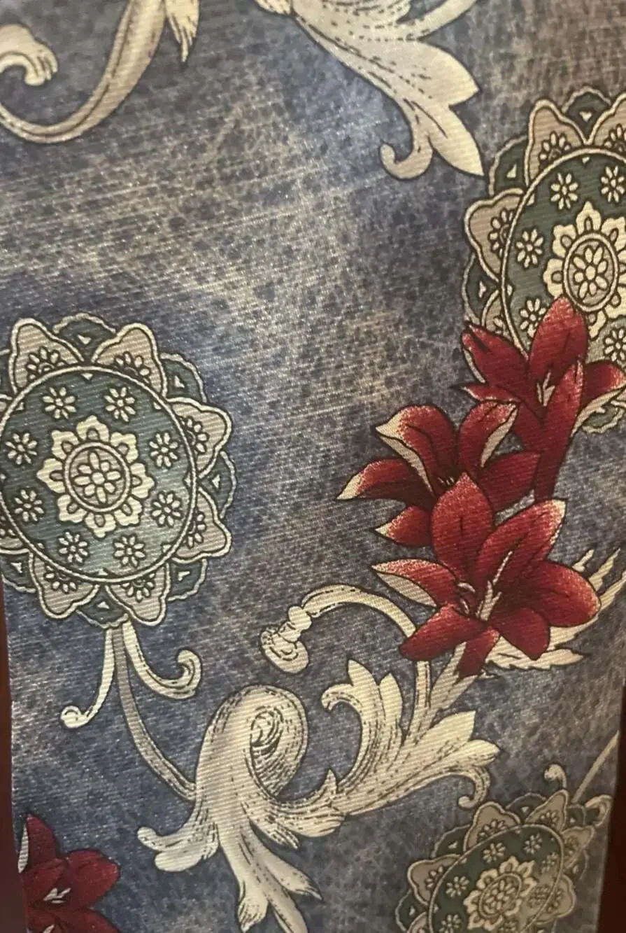 Stafford Men's Blue and Burgundy Floral Silk Necktie